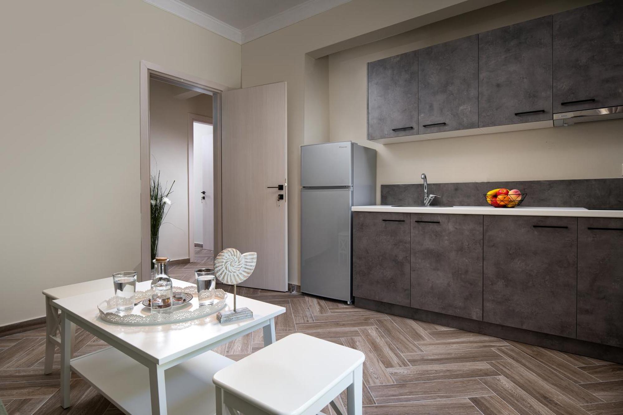 Olenia Luxury Apartments 4 네오스마르마라스 외부 사진