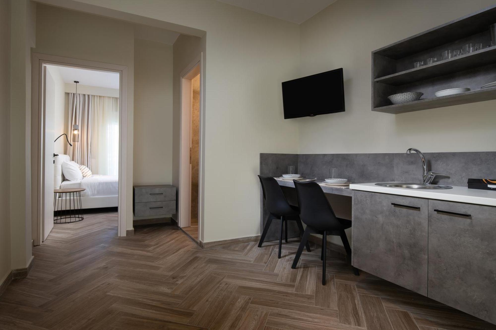 Olenia Luxury Apartments 4 네오스마르마라스 외부 사진