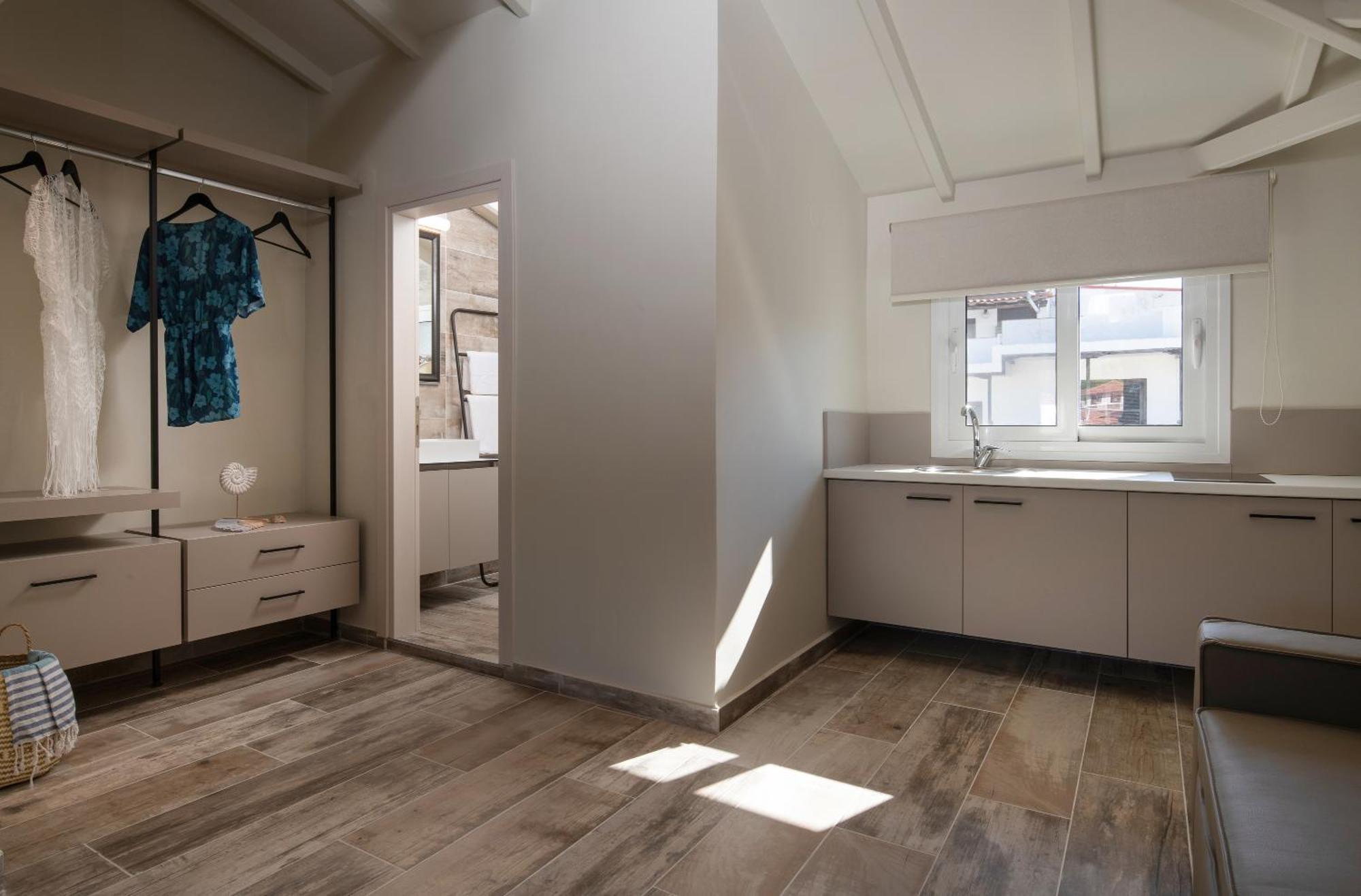 Olenia Luxury Apartments 4 네오스마르마라스 외부 사진