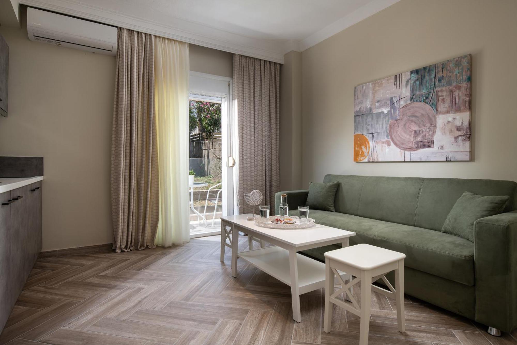 Olenia Luxury Apartments 4 네오스마르마라스 외부 사진